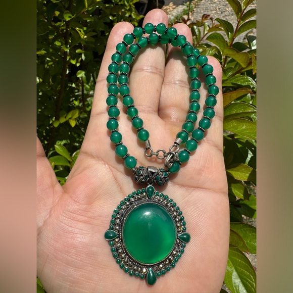 Antique and stunning apple green genuine jadeite handmade pendant necklace 18”in